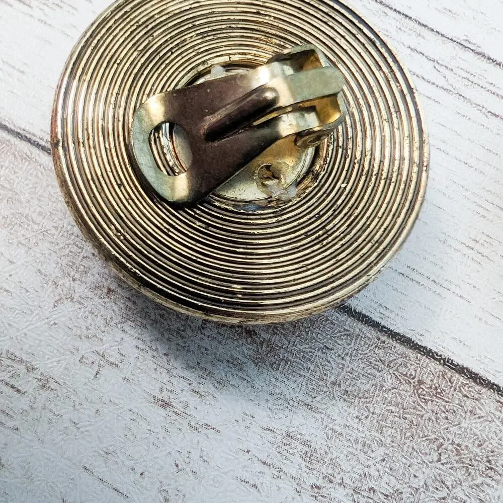 Vintage clip earrings